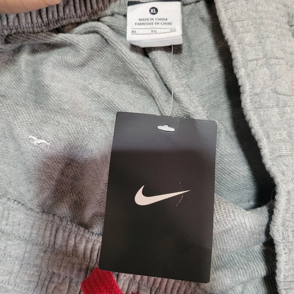 Nike new tags